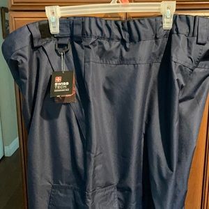 Swiss tech men’s navy ski pants
